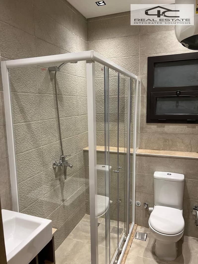 3 WhatsApp Image 2025-11-01 at 17.54. 15_5cd9e6f7. jpg