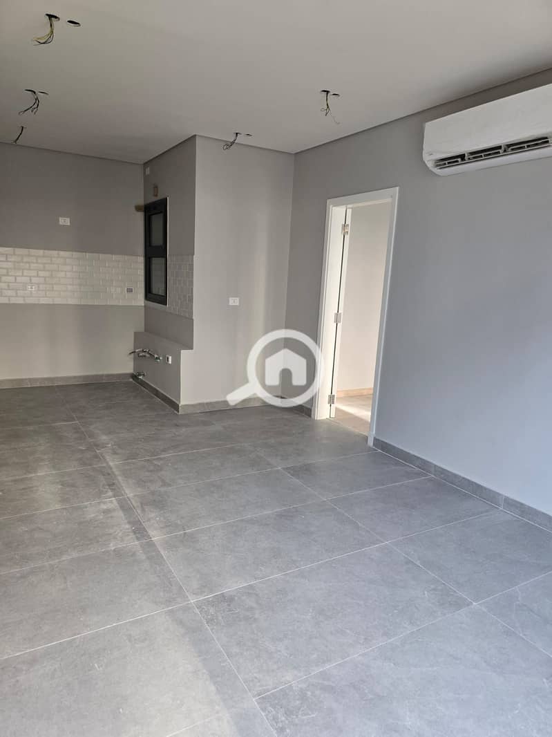 3 WhatsApp Image 2025-09-16 at 15.39. 07_c72ac861. jpg