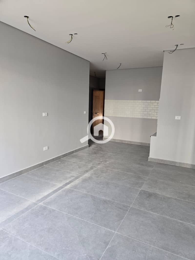 5 WhatsApp Image 2025-09-16 at 15.39. 08_87f71330. jpg