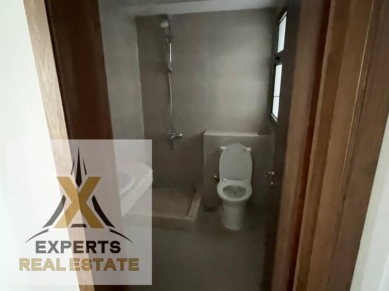 10 WhatsApp Image 2025-11-02 at 3.49. 10 PM (2). jpeg