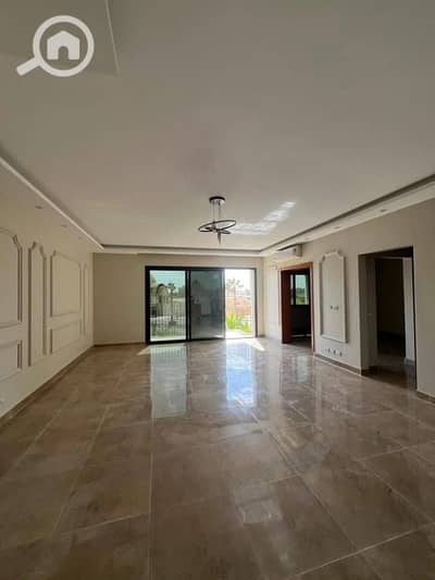 3 Bedroom Flat for Sale in Sheikh Zayed, Giza - 571279950_1991196741462222_8301254004923656205_n. jpg 3 Bedroom Flat for Sale in Sheikh Zayed, Giza - 571279950_1991196741462222_8301254004923656205_n. jpg