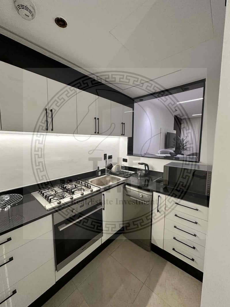 5 c8635d22-e74f-4fd9-ba2e-09cab4727a95. jpg