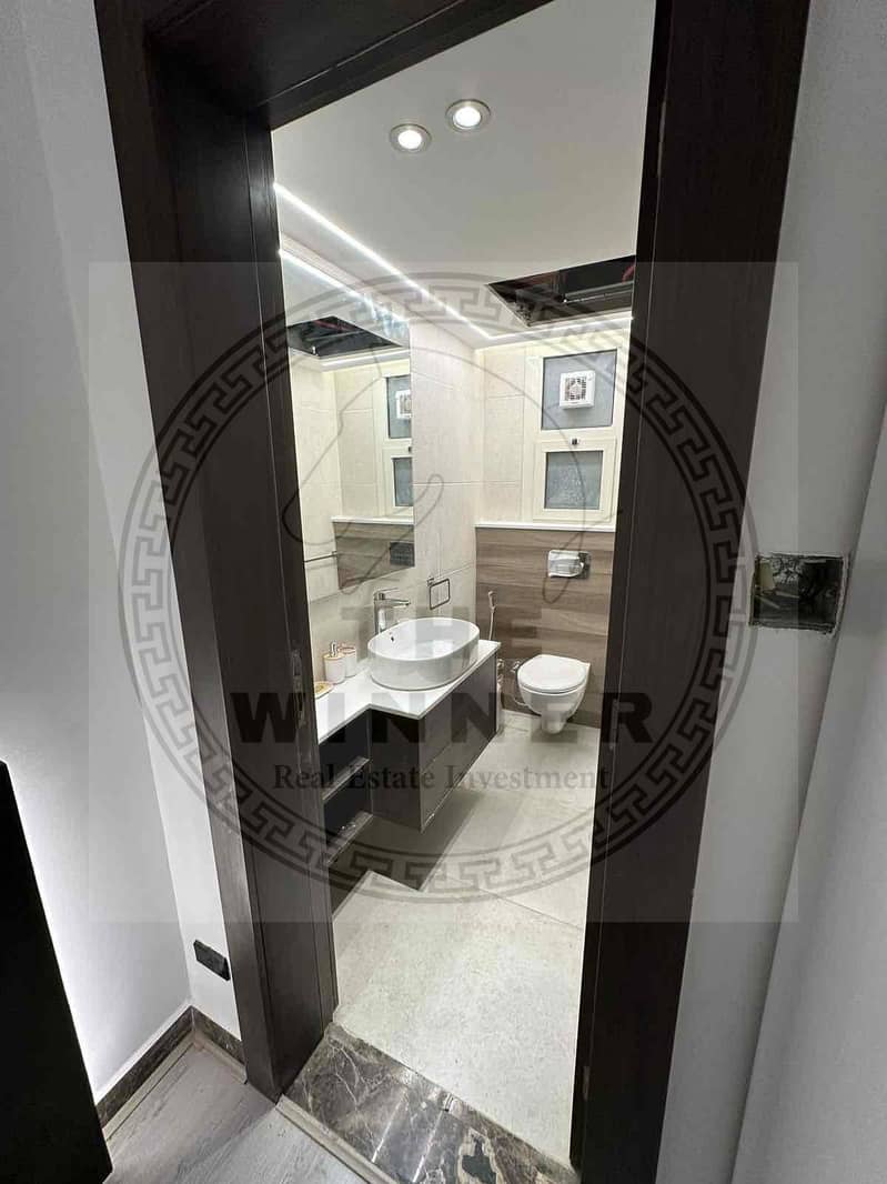 10 ca6f1c84-0a91-4d42-a6f7-b311c6a4c6d1. jpg