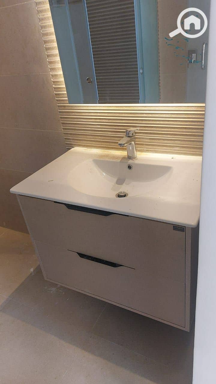 10 WhatsApp Image 2025-11-02 at 4.05. 05 PM. jpeg