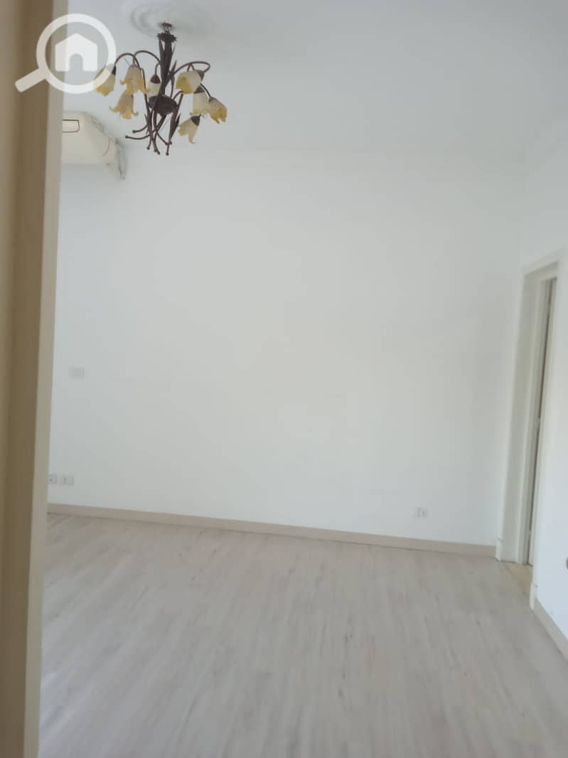 11 d1fdc4bf-005b-4f4b-9e8d-8ad8c3c09ac2. jpeg