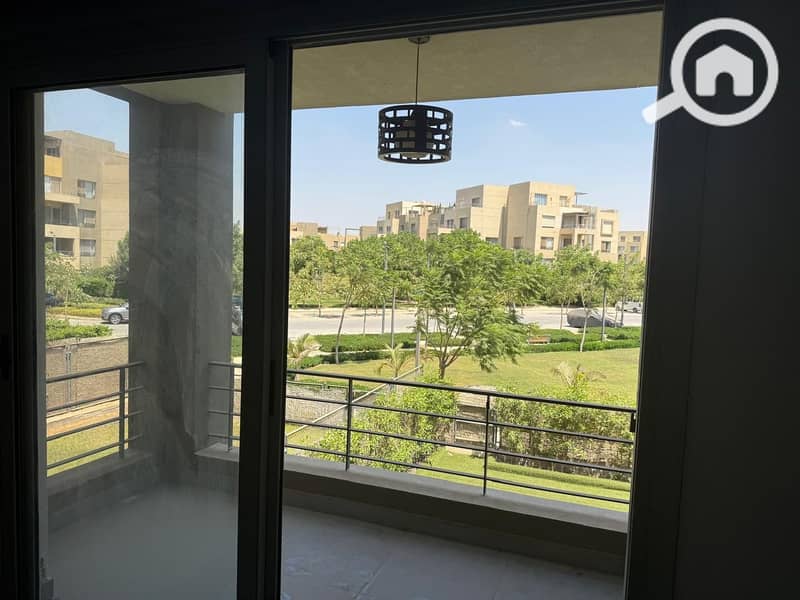 2 9bf5a70b-27f8-4d6d-a7e9-7c4d9b1af832. jpg