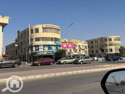 محلات تجارية  للبيع في 6 أكتوبر، الجيزة - IMG_3911. jpg