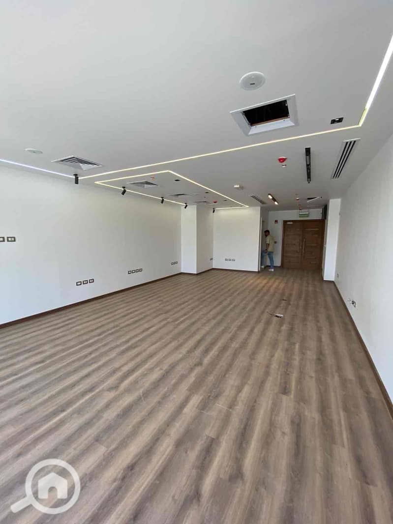 510f8bf1-33fb-4e79-996d-2191ee9ec9e8. jpg