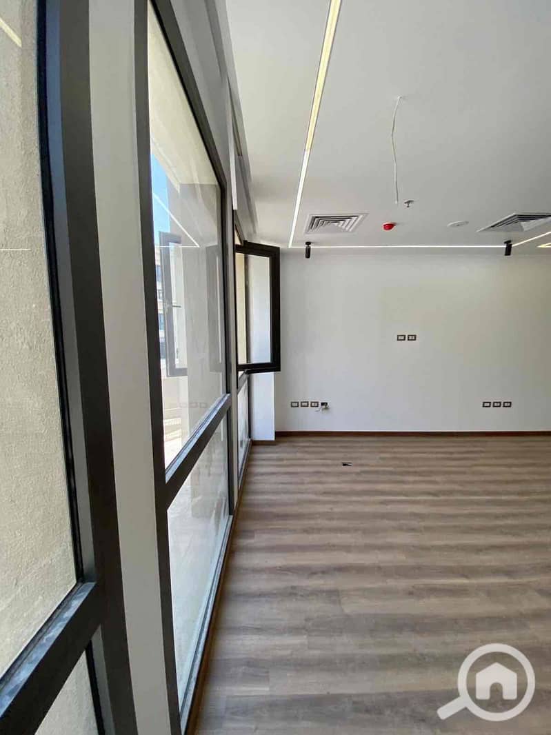 14 196a3d8b-6282-4b1a-8604-91d7153e00b1. jpg