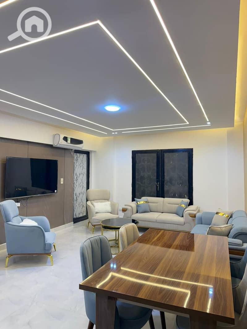 3 d92b1de9-3062-4388-8a58-056d5f8f5646. jpeg