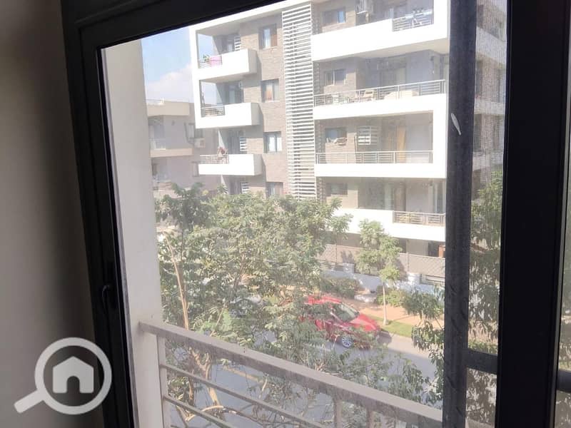 10 WhatsApp Image 2025-10-30 at 16.26. 35 (2). jpeg