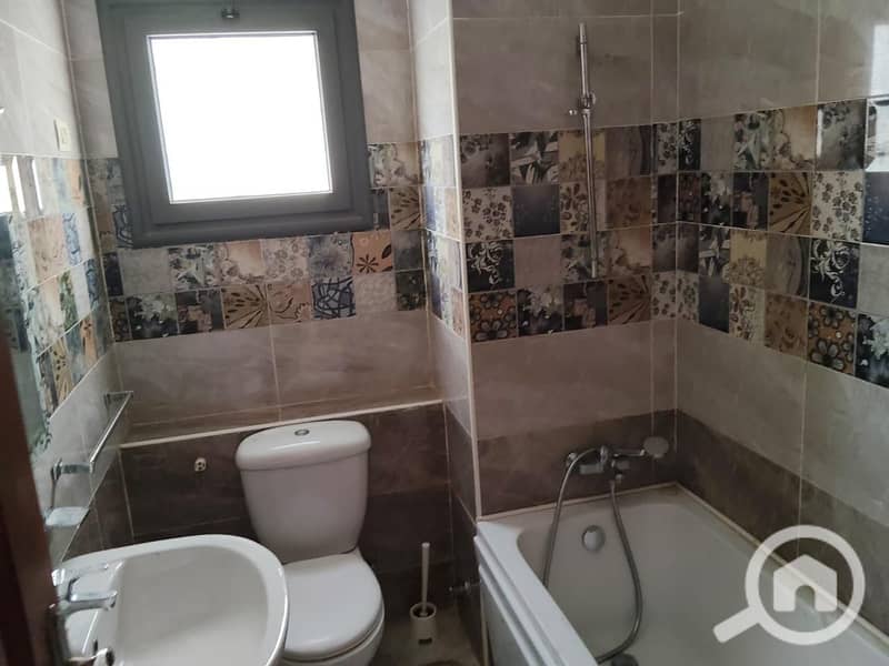 15 WhatsApp Image 2025-10-30 at 16.26. 34 (1). jpeg