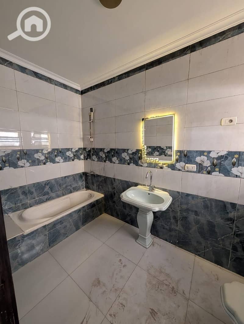 18 WhatsApp Image 2025-10-30 at 14.59. 27 (2). jpeg