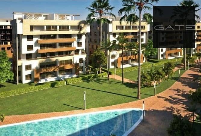 8 swimming pool in the square- realestate_eg. jpg