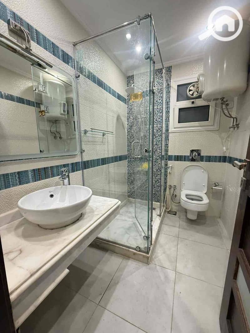 11 F1365D45-62D0-40BF-B067-EB7F0BFF46E5. jpg