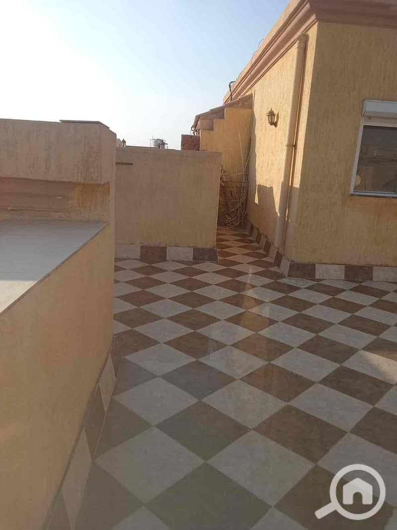 18 1a07a8ef-c760-49c7-a5cc-6e2b4149fd0c. jpg