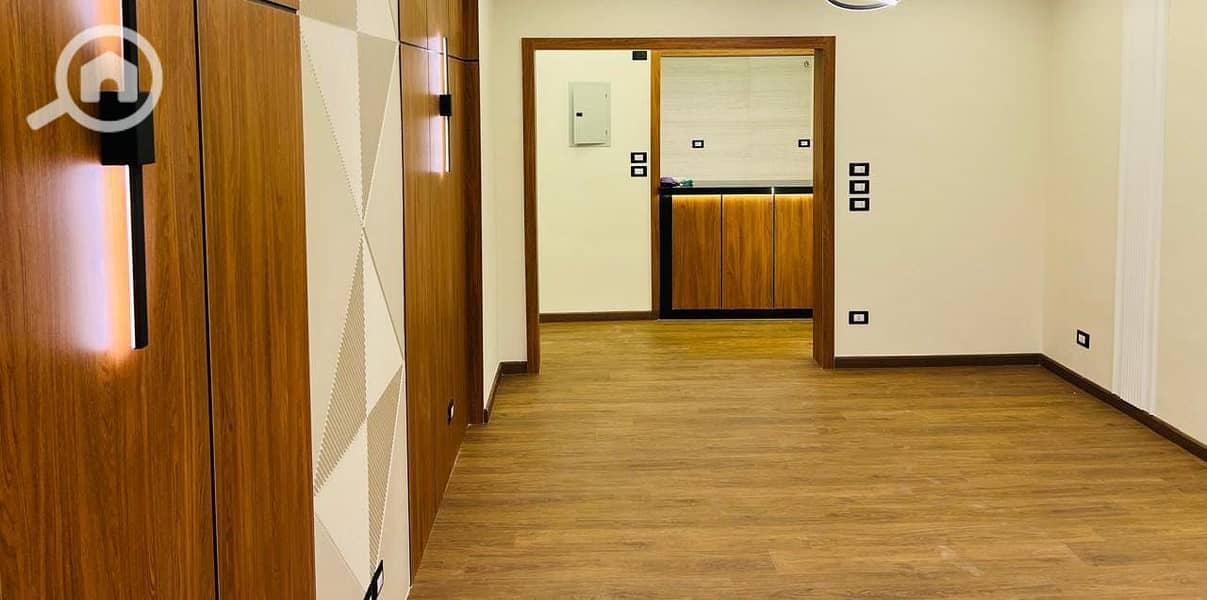 3 d10cc813-bf40-4815-b25f-a40c6d88524f. jpeg