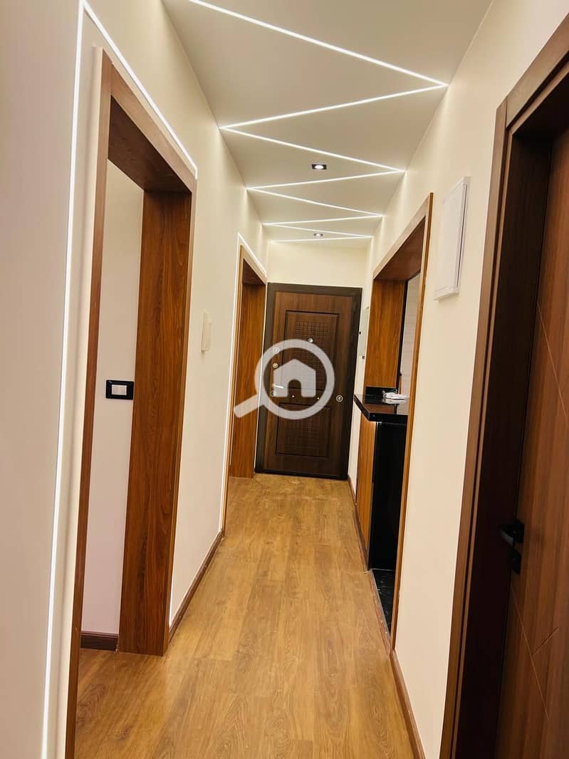 5 81ed25f6-1776-40e9-93fd-ec9994e7281d. jpeg