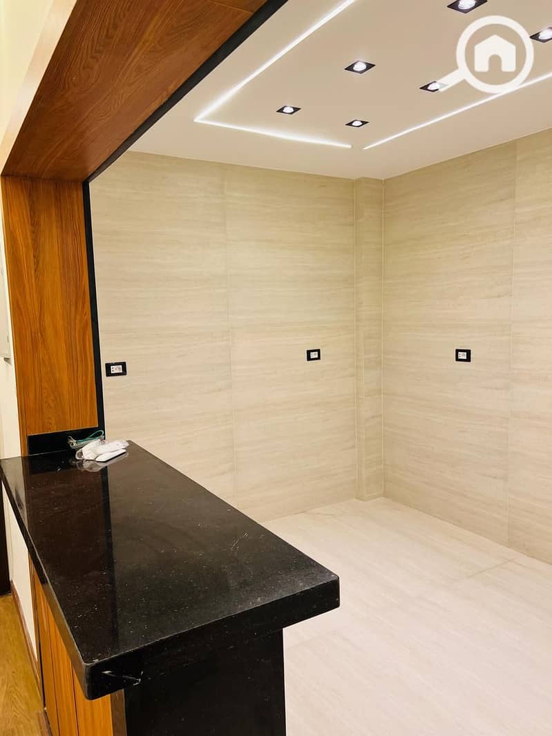 6 2ebe71c1-e4d0-4c39-ae45-725e7613e10e. jpeg