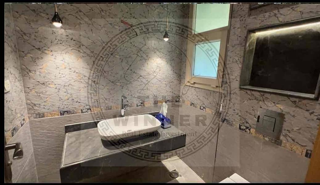 15 2d3eaf44-3016-4efa-b79e-8ac173c99307. jpg