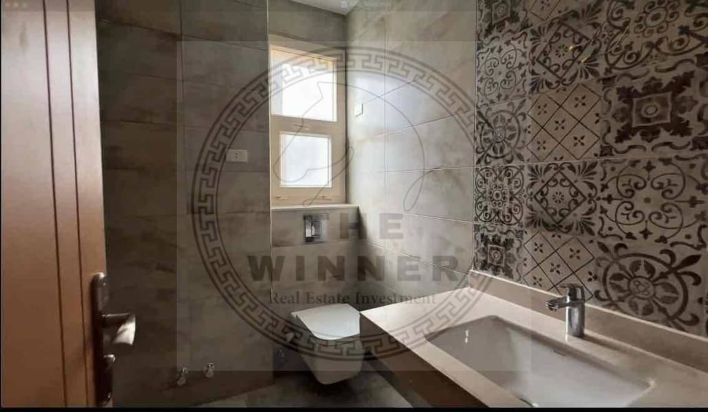 16 7d082f9a-b964-4ed7-9327-225412c8d35b. jpg