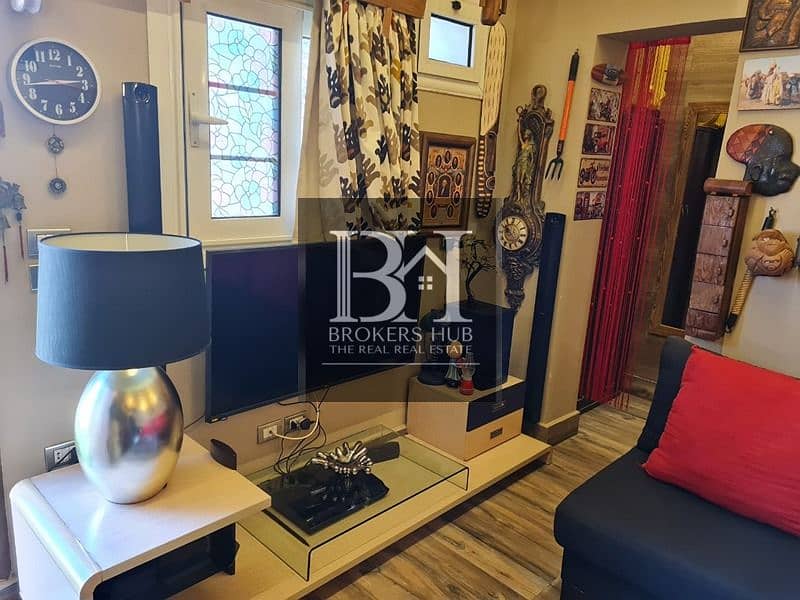 2 42e54209-30cb-47b2-b1d6-f7f1f0b6eb8d. jpg