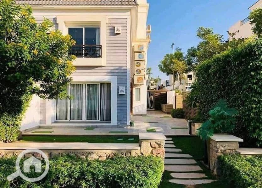 8 FB_IMG_1762097380705. jpg