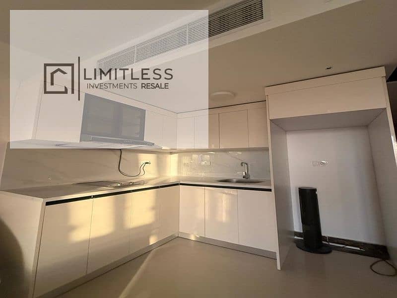 9 WhatsApp Image 2025-10-30 at 5.07. 01 PM (3)_800x600. jpg