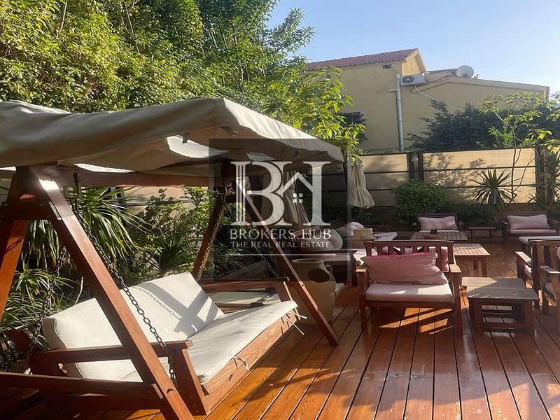 5 55b84b57-52f1-4eb1-b1ee-7a7c432339e7. jpg