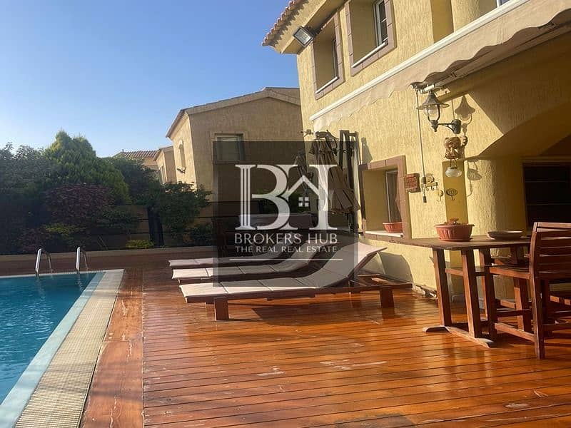 7 82390e72-55e6-4a65-8beb-fd8a68c8f8aa. jpg