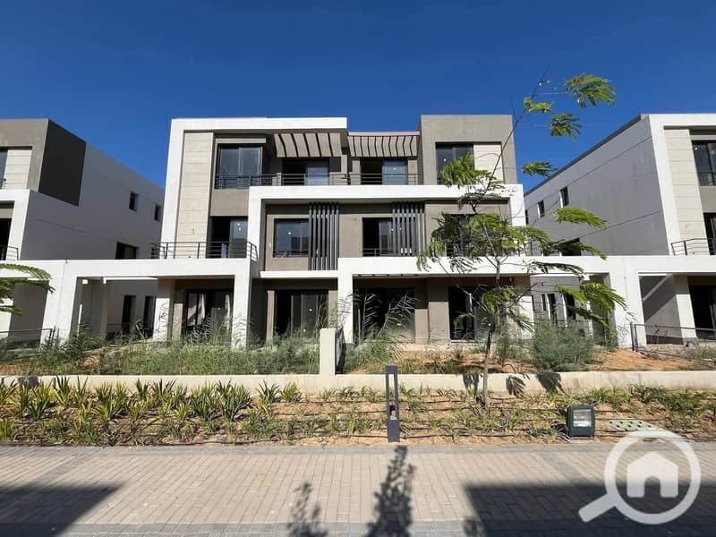 5 FB_IMG_1762098304705. jpg