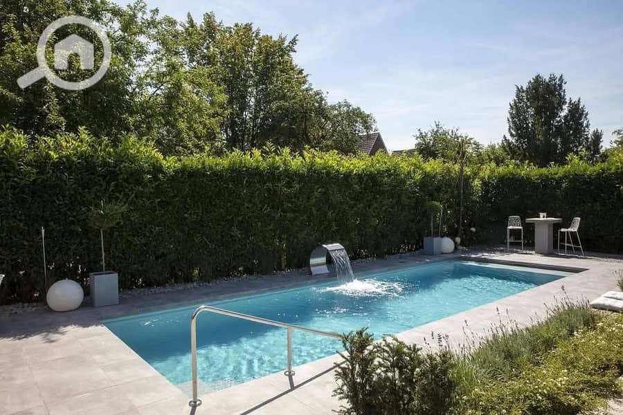 8 FB_IMG_1762098483290. jpg