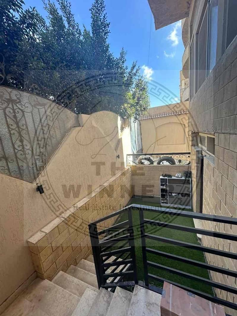 9 c2003351-b920-44f8-bd53-ed8a88fa72d0. jpg