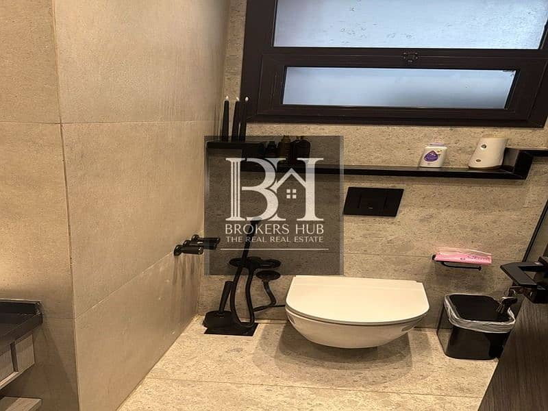 11 WhatsApp Image 2025-10-15 at 6.24. 00 PM (1). jpg