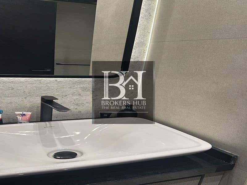 12 WhatsApp Image 2025-10-15 at 6.24. 00 PM (4). jpg