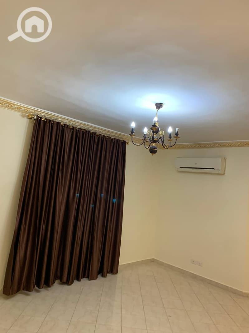 4 a65221a9-1de7-43c7-9564-ca49899b588c. jpeg