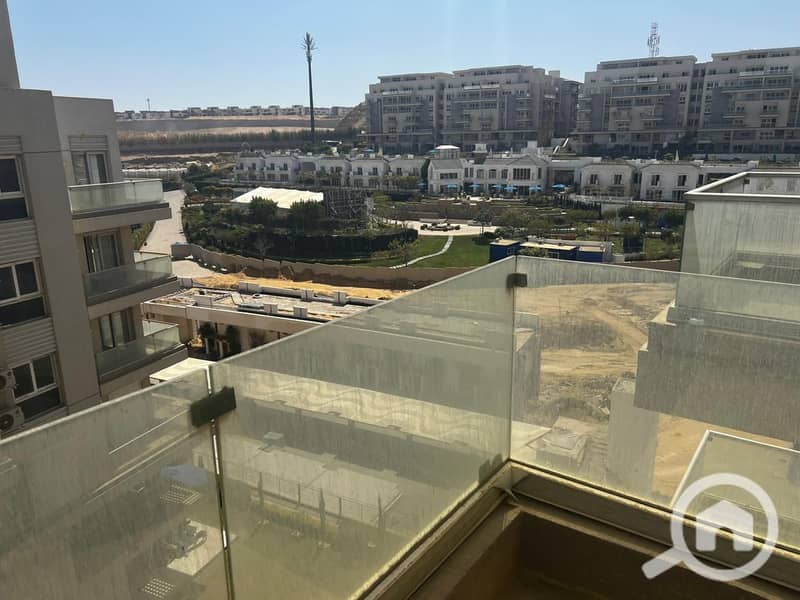 2 WhatsApp Image 2025-10-25 at 2.10. 43 PM. jpeg