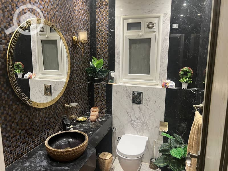 5 a034d587-bd3f-425f-9415-7011ef6d235c. jpeg