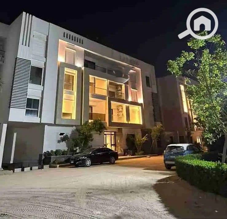 8 32749013-800x600. jpg