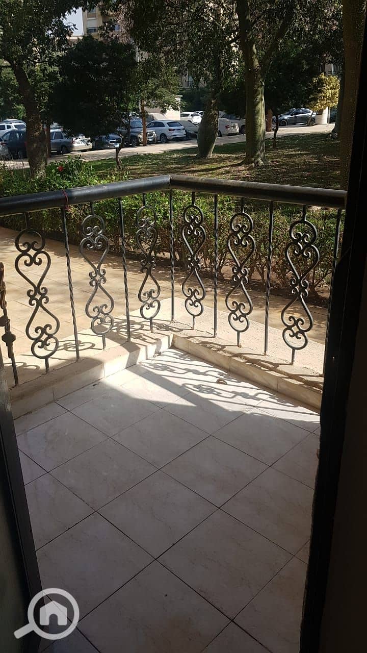 9 89147e2b-2e08-444e-984a-a52b25010694. jpeg