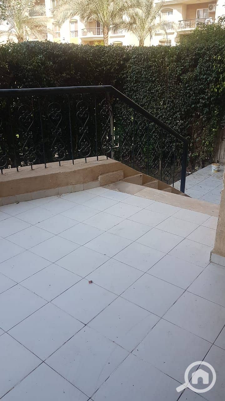 10 d3af34b4-6527-4936-80c4-3ce284ef06c7. jpeg