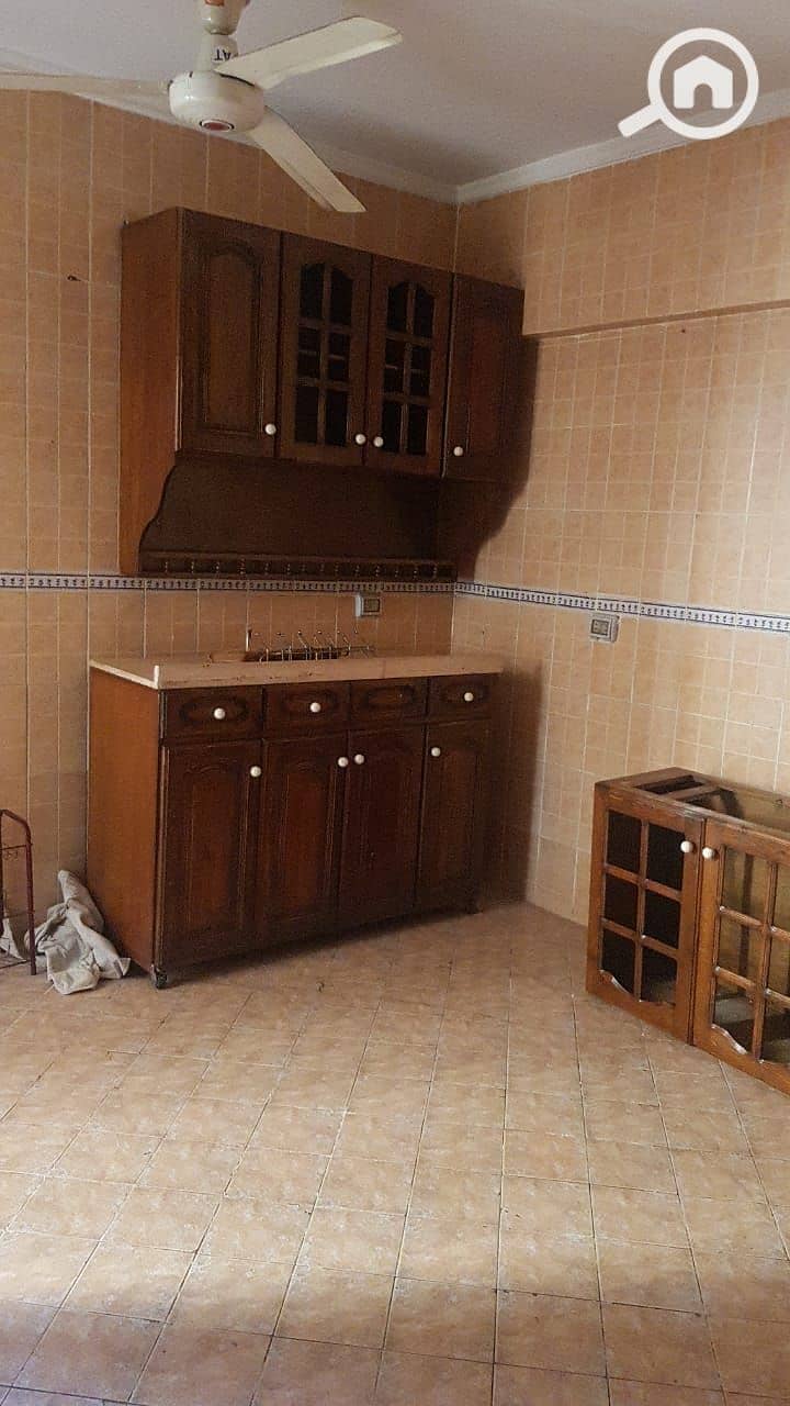 12 f22414bc-41a0-48b1-bb7f-307ea5c0e5d5. jpeg