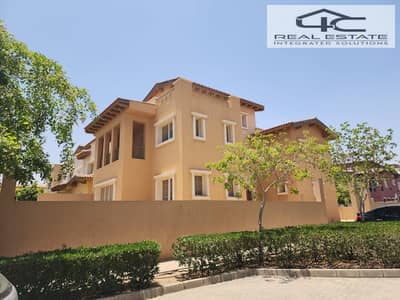 4 Bedroom Townhouse for Sale in New Cairo, Cairo - WhatsApp Image 2025-10-27 at 03.47. 00_bc1da1db. jpg 4 Bedroom Townhouse for Sale in New Cairo, Cairo - WhatsApp Image 2025-10-27 at 03.47. 00_bc1da1db. jpg