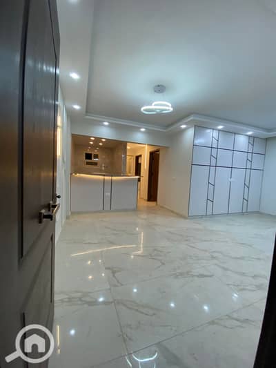 2 Bedroom Flat for Sale in Hadayek October, Giza - IMG_8234. jpeg