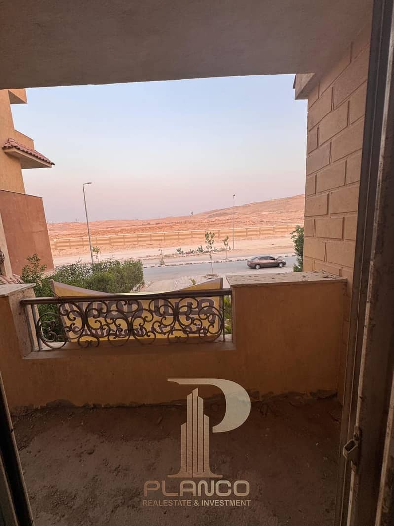 10 7f1db0b1-0f1f-4843-8cb7-07255307a5fa. jpg