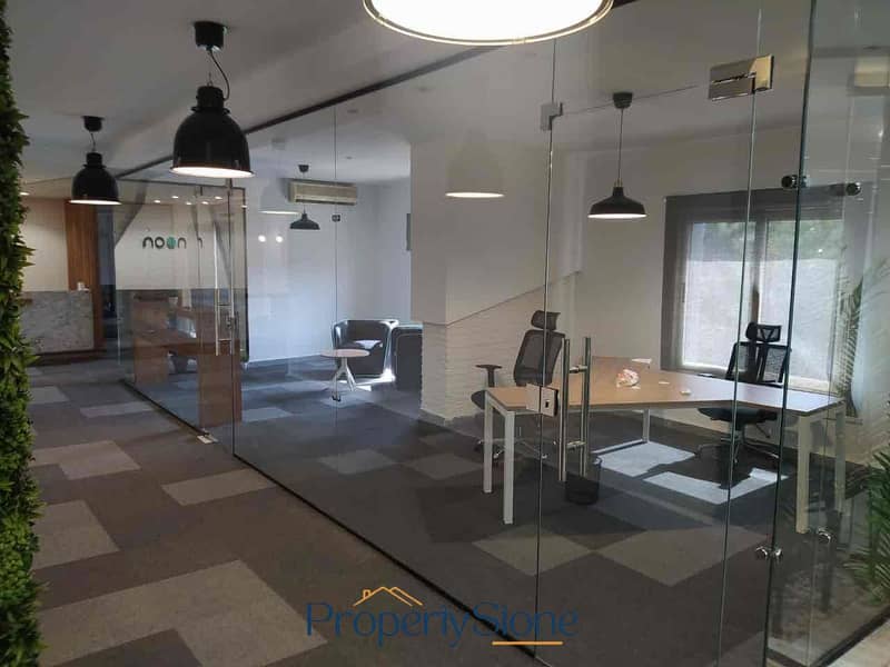 8 4309dc77-c93b-47fa-b6fe-279b8f85d4e5. jpg