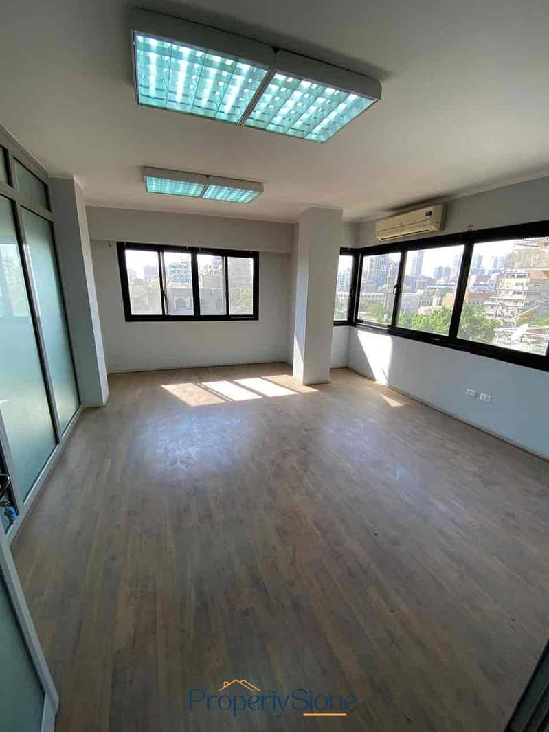 2 d2cb96b6-e190-4eac-943d-c2ab9aa43fef. jpg