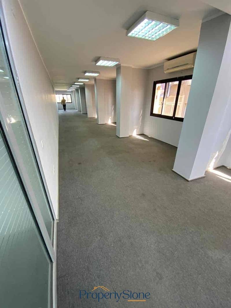 9 cb3b6ff7-c8f8-4674-a712-27c32e01139a. jpg