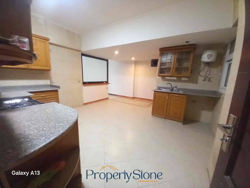 14 7df395bd-5a04-4f9f-9931-3b415bcac339. jpg