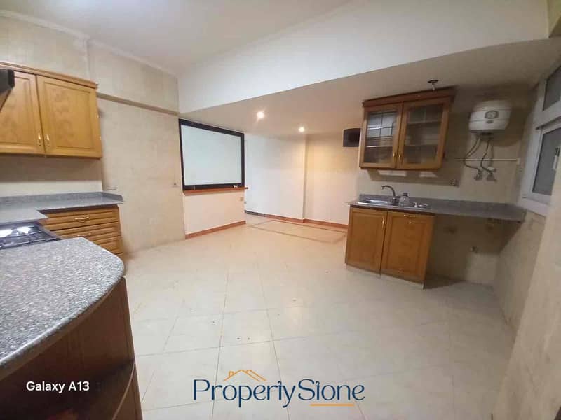 17 14f1b451-6547-46de-a2bb-b467cba3caf3. jpg